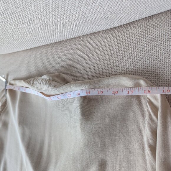 Stradivarius, Linen-like Oatmeal-beige Roll-up Sleeve Blouse, Size L - Picture 11 of 13